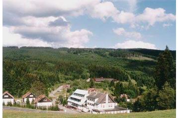 Čekija Hotel Kubova Huť, Eksterjeras